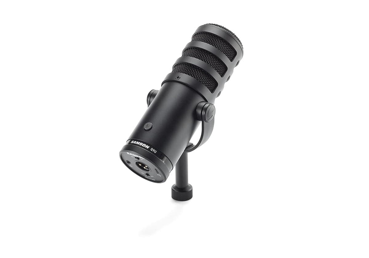 XLR/USB Dynamic Broadcast Microphone D382503