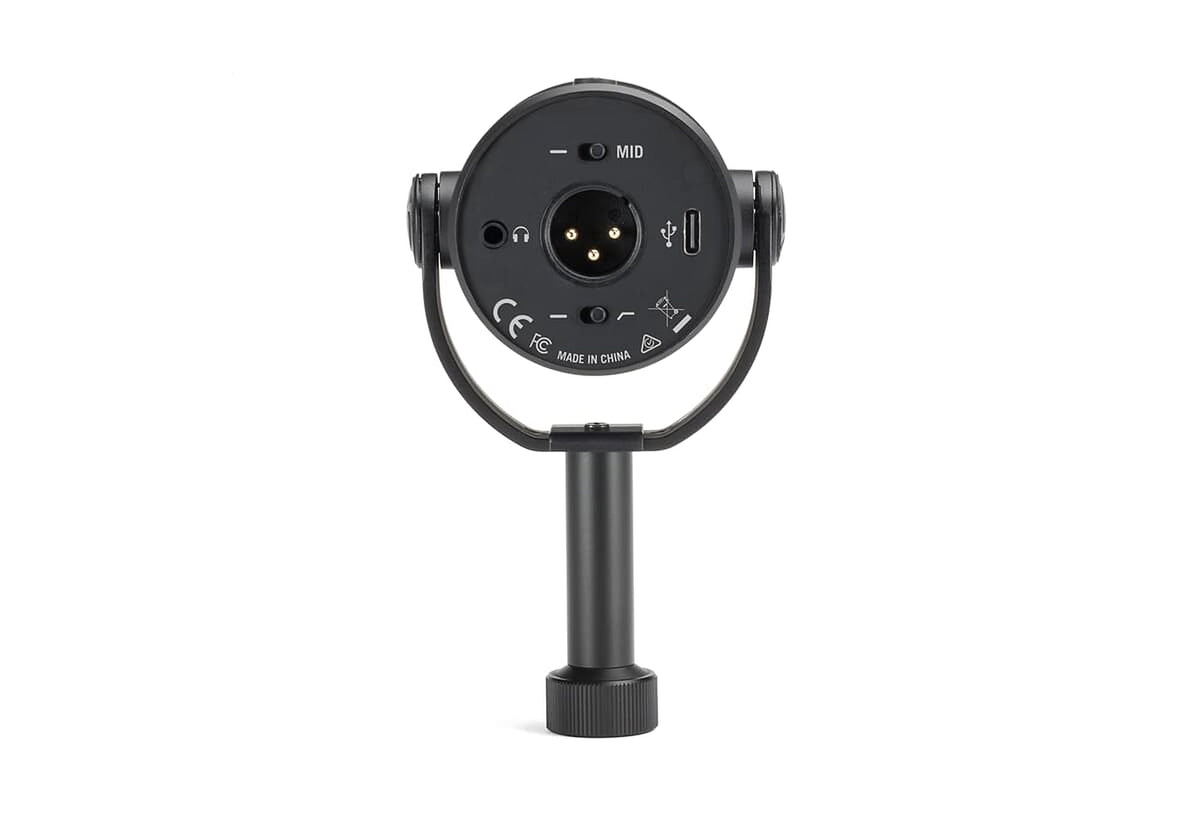 XLR/USB Dynamic Broadcast Microphone D382503