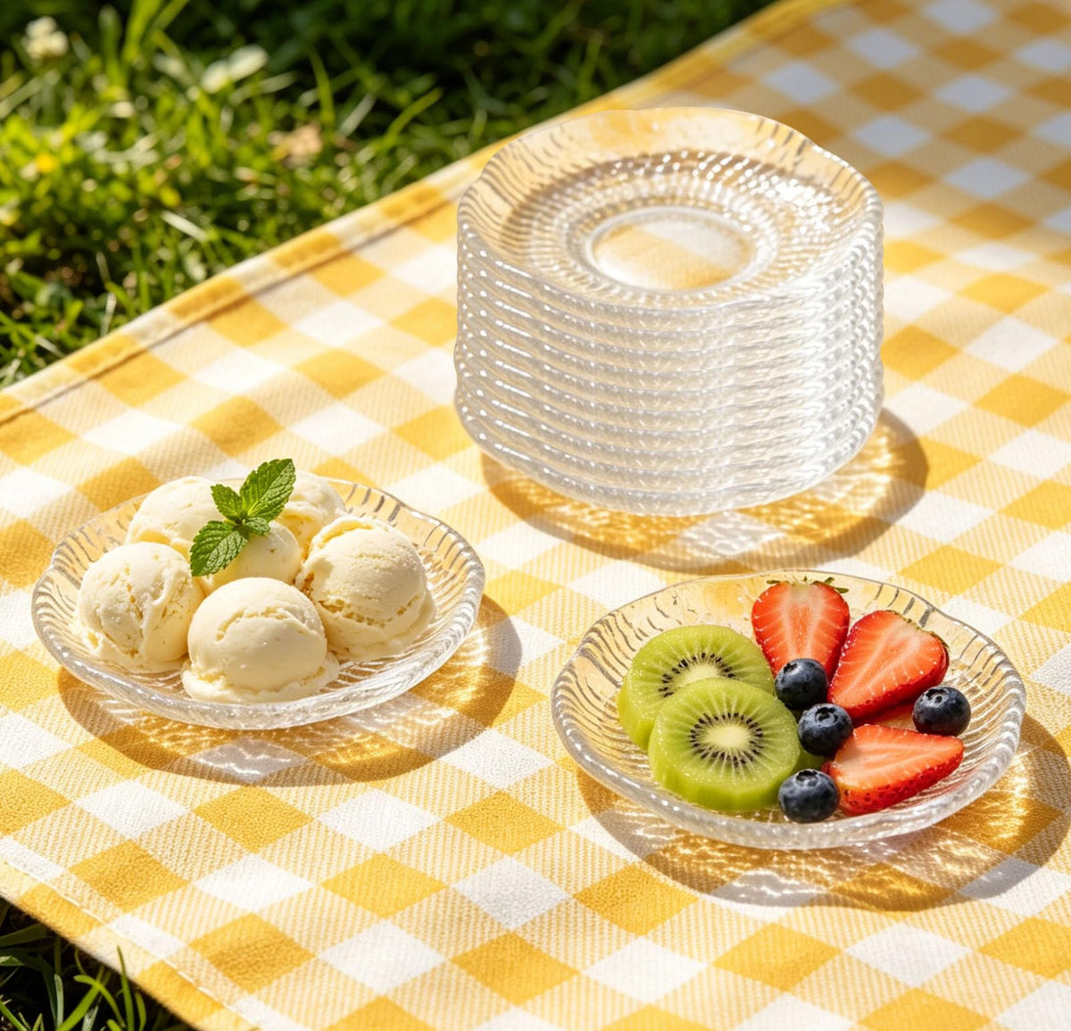 12 Pack 4.7 Inch Clear Glass Dessert Plates C56578